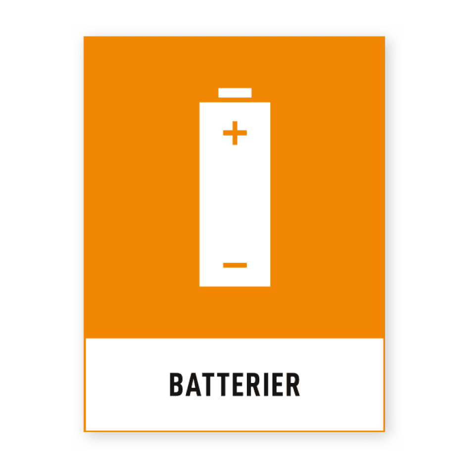 Skylten - Batterier. Batteriåtervinnings-skylt för källsortering eller återvinning. Främjar en hållbar arbetsmiljö och framtagen enligt svenskstandard.