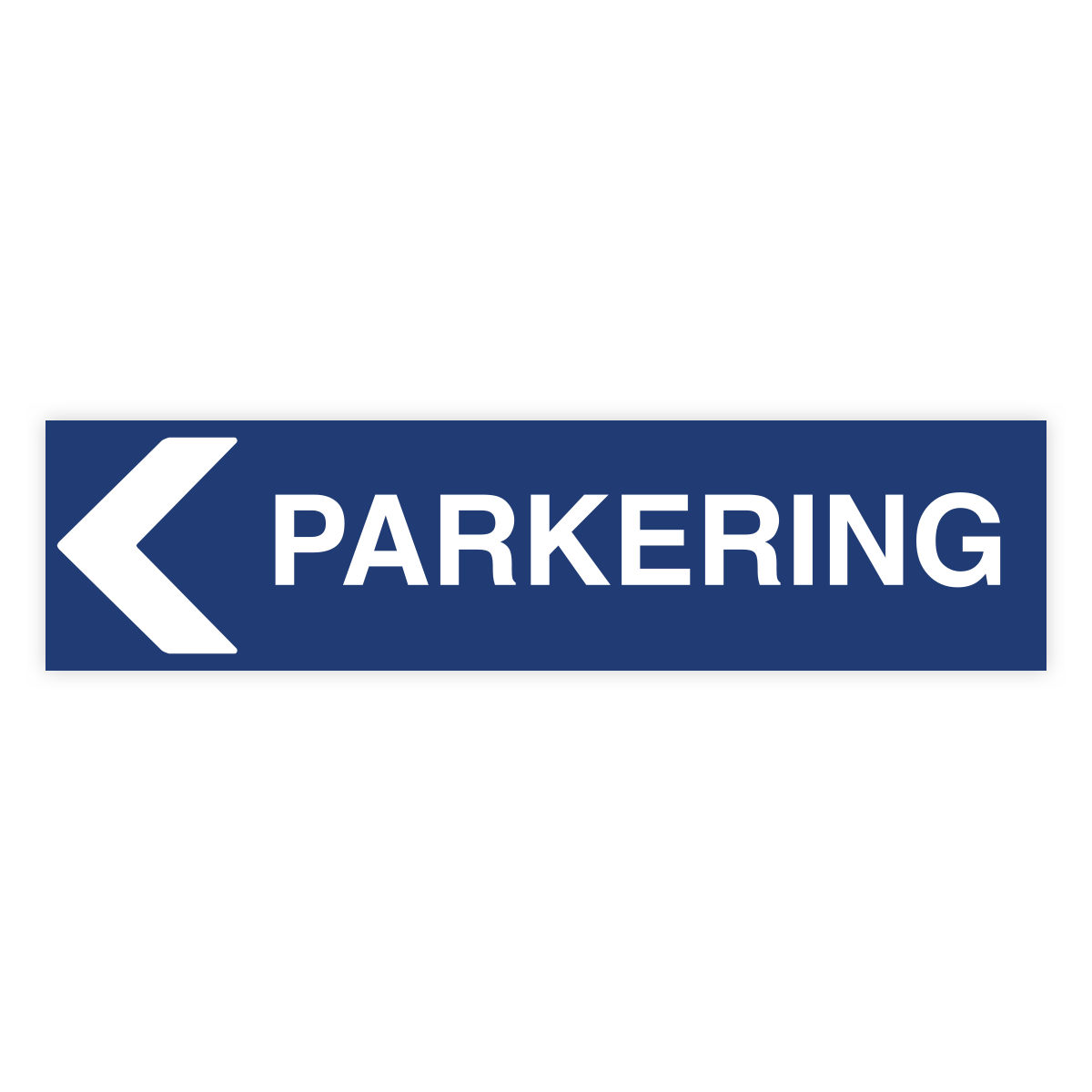 Parkering Pil vänster-skylten har storleken 1000x250mm och tillverkas i materialet Aluminium 2mm kantvikt. Denna standardskylt kan anpassas så att du kan skapa din egen version av skylten.
